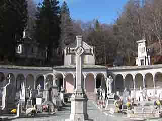  Piedmont:  イタリア:  
 
 Sacro Monte di Oropa 
